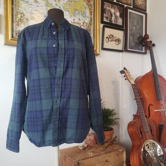 GAP Plaid Button Down - Picture 8 of 8